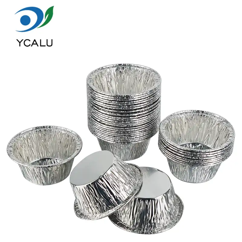 Cupa rotunda pentru tort. Recipiente din folie de aluminiu argintie